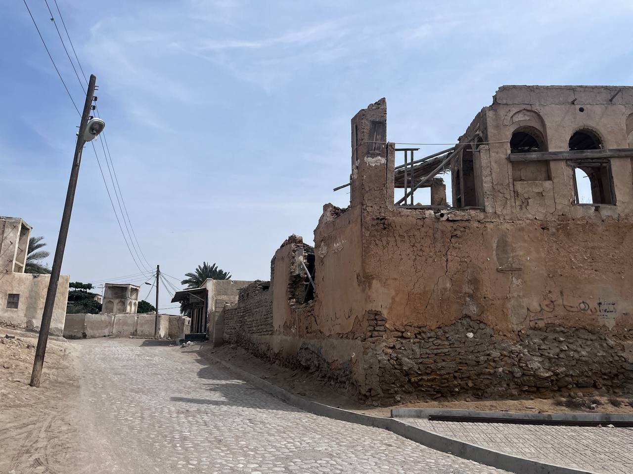 قلعه نادری قشم در معرض نابودی/ میراث فرهنگی و بی توجهی مسیولین!
