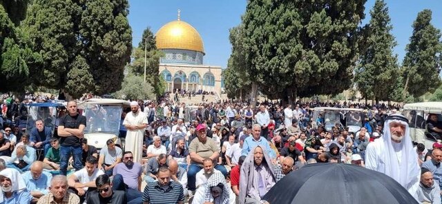 120 هزار فلسطینی آخرین نماز جمعه ماه رمضان را در مسجد الاقصی اقامه کردند