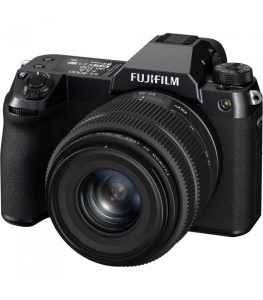 برسی دوربین بدون آینه مدیوم فرمت فوجی فیلم مدل Fujifilm GFX 50S II به همراه لنز GF 35-70mm