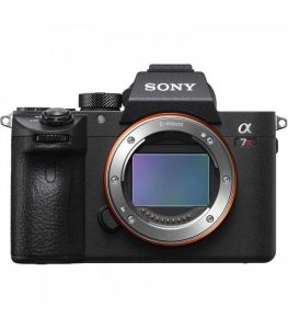 برسی دوربین بدون آینه سونی مدل Alpha a7R III