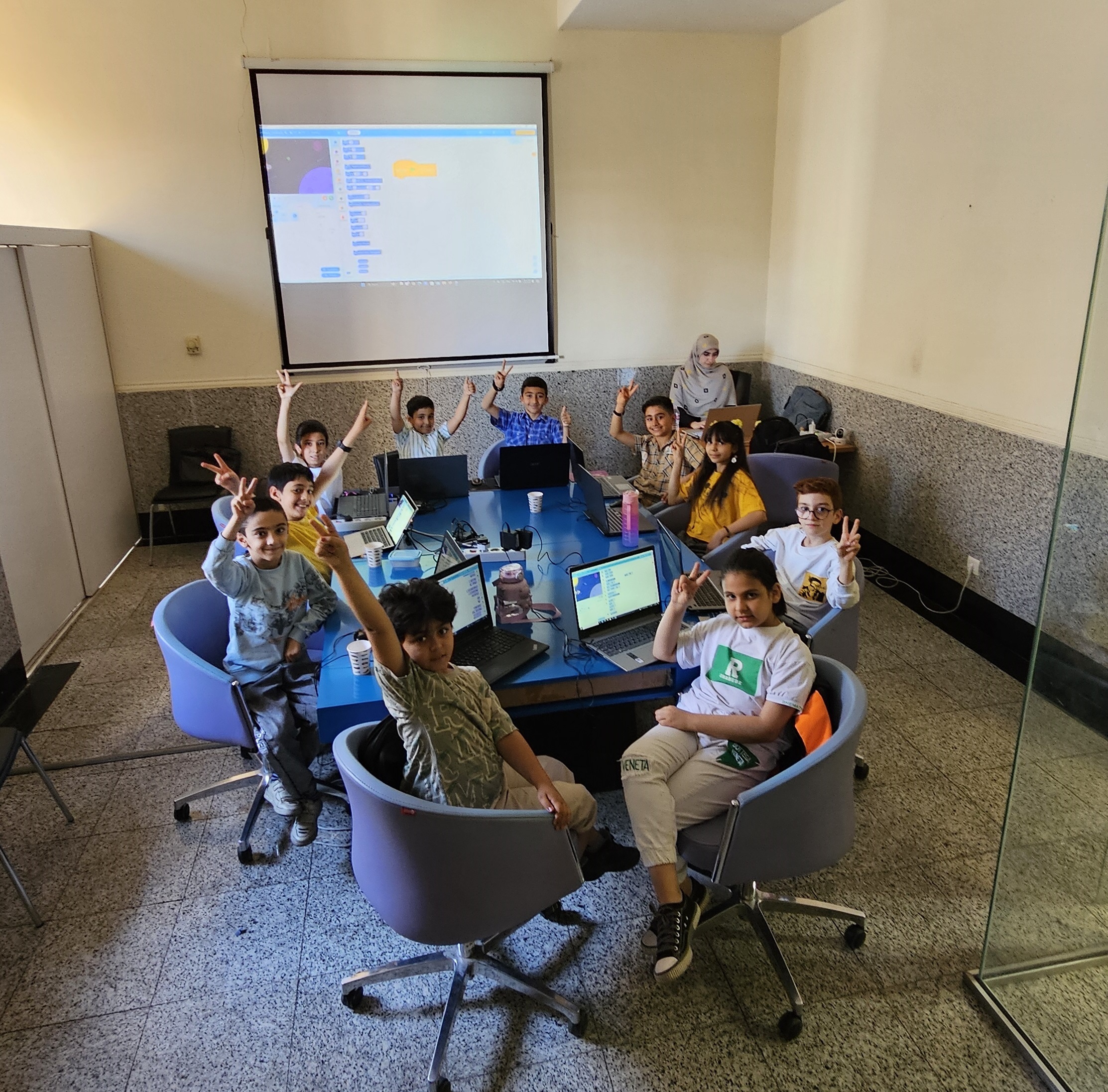 دانش بنیان های ایرانی در راه ایمن سازی فضای مجازی/ آموزش و پرورش از فناوری دانش بنیان های ایرانی غافل نشود دانش بنیان های ایرانی در راه ایمن سازی فضای مجازی/ آموزش و پرورش از فناوری دانش بنیان های ایرانی غافل نشود