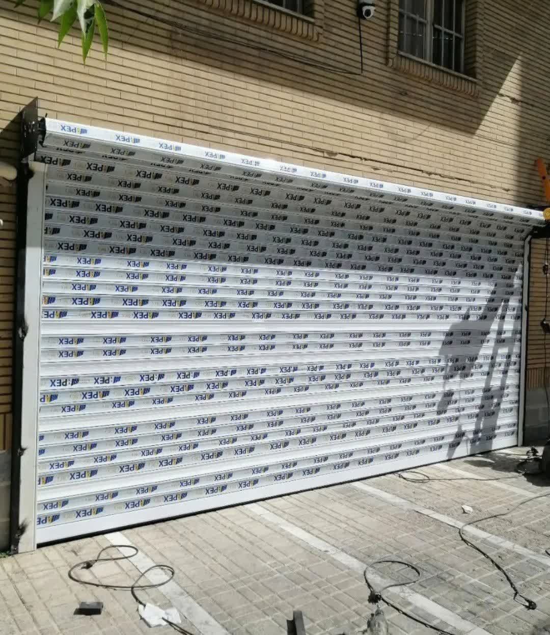 مقایسه جامع امیت جک پارکینگ و کرکره برقی : کدام گزینه برای شما مناسب تر است؟