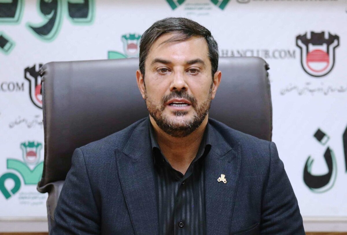 نکیسا: خودم هم بروم نمی‌گذارم ربیعی برود  هزینه ۶۰ میلیاردی برای ورزشگاه فولادشهر شده نه زمین آن+فیلم