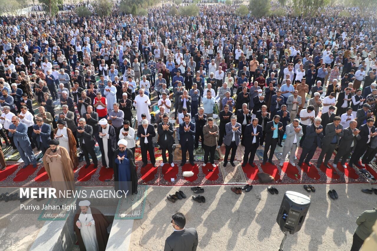 همکاری شهرداری بیرجند در آماده‌سازی مجموعه مصلی برای برگزاری نماز عید - خبرگزاری مهر | اخبار ایران و جهان