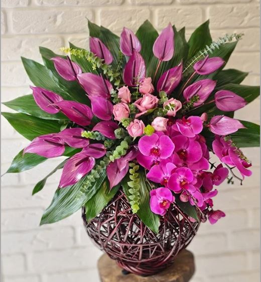 همه چیز درباره انتخاب و خرید سبد گل : یک هدیه زیبا و ماندگار