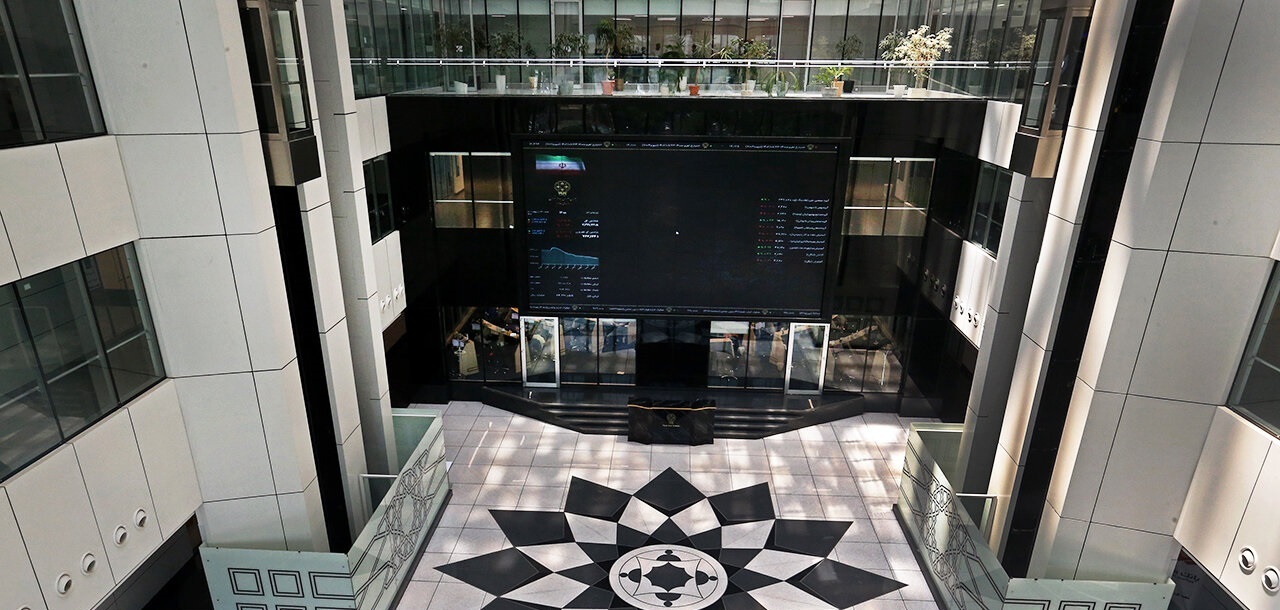 رشد ۲۴ هزار واحدی شاخص بورس