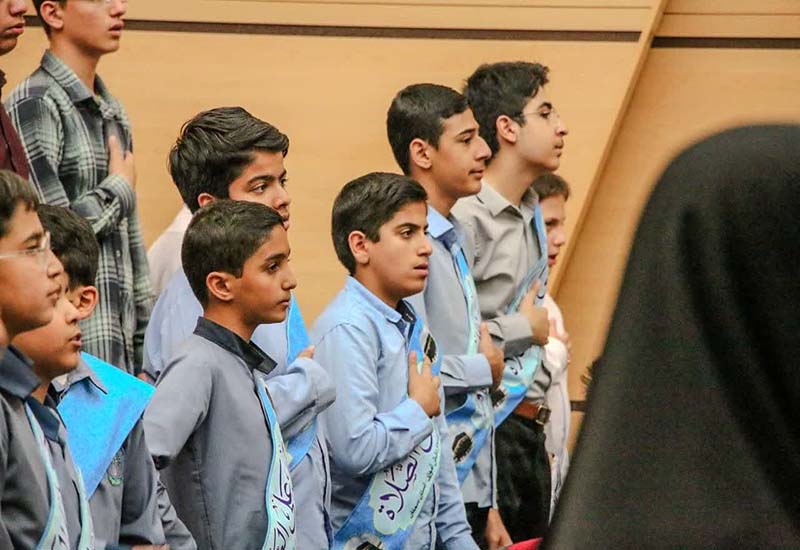 ترویج فرهنگ نماز با نگاه لذت بخش و نشاط آور در مدارس/ نمازخانه های جذاب کلید اشتیاق دانش آموزان