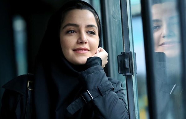 نازنین بیاتی؛ یک دهه بازیگری برای ستاره شدن/ عکس