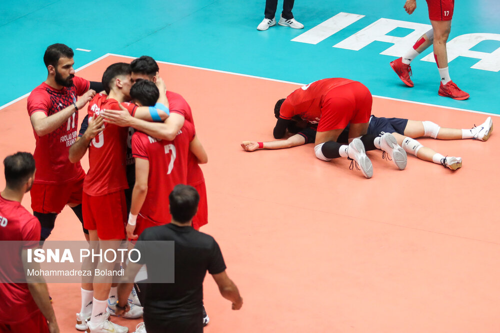 طلسم فینال شکسته نشد/ جام قهرمانی در دستان شاگردان بهروز عطایی