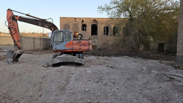 فرش بولدوزرها خاموش شدند اما...