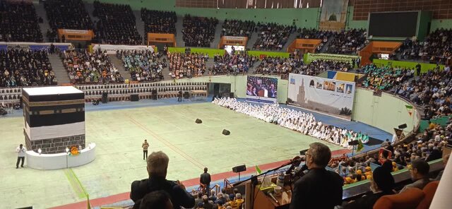 توصیه های به حجاج ایرانی: مواد اسیدی و داروهای پودرشده نبرید و بحث تنش زا نکنید!