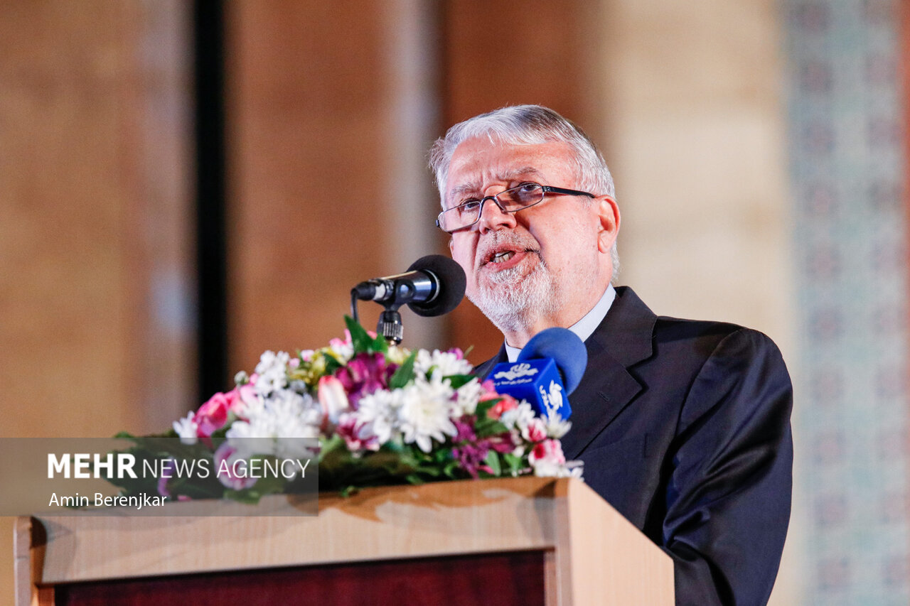 وزیر گردشگری: برای یک میلیارد یورو درآمد از صنایع دستی هدف‌گذاری کردیم - خبرگزاری مهر | اخبار ایران و جهان