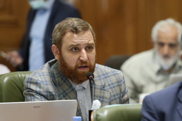 برخی از مناطق تهران به پناهگاه اراذل و سارقان تبدیل شده‌اند/ ضرورت حمایت قضایی از پلیس در مقابله با زورگیری