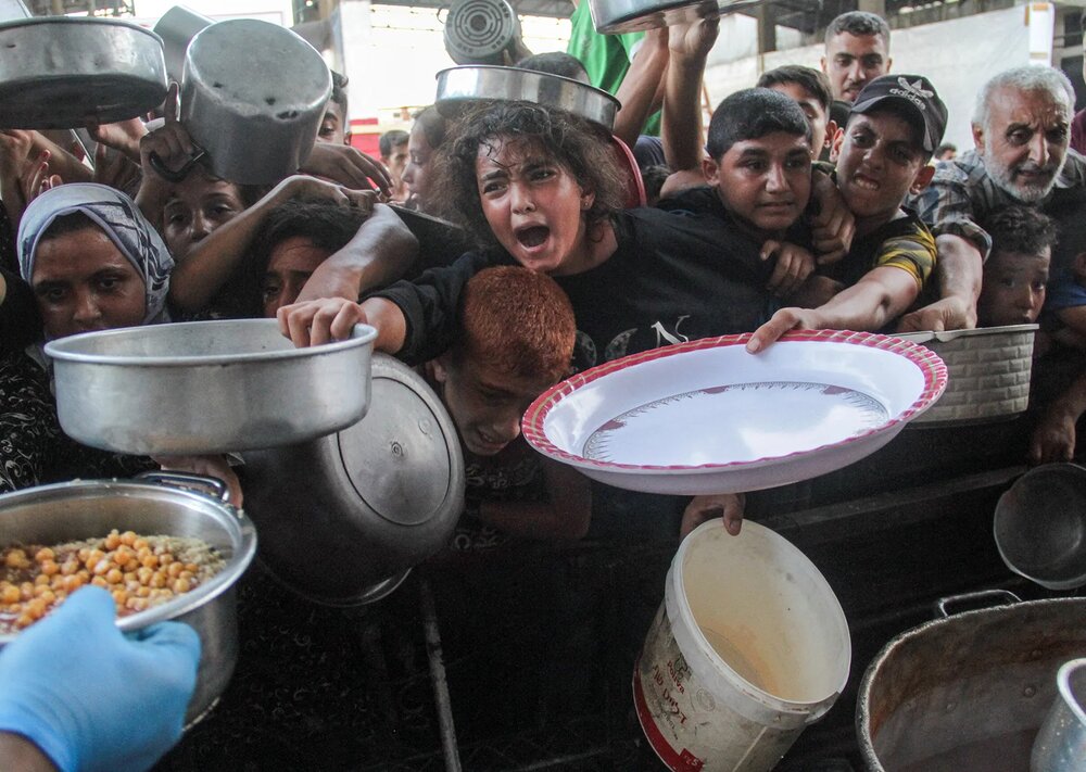 سازمان ملل: ورود ۹ کامیون کمک به غزه به منزله قطره‌ای در دریاست